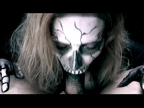 ❤️ Demona knabino suĉanta kokon per sia nigra buŝo kaj glutante kumon. Kvalita porno ĉe porno eo.gaypornforyou.ru ☑
